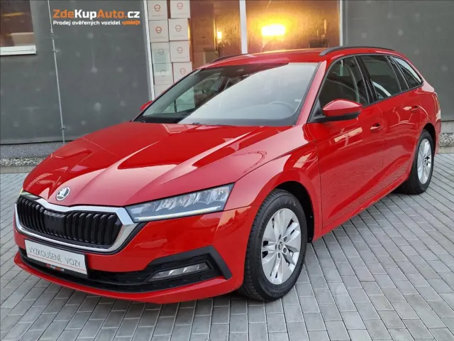 Škoda Octavia 2.0TDI DSG Ambition,ČR,1.Maj. — foto 1