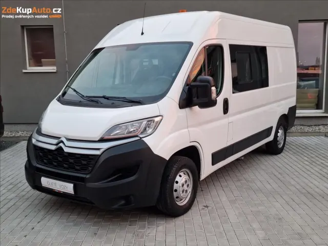Citroën Jumper 2.2HDi L2H2 103kW,6míst,1.Maj — foto 1