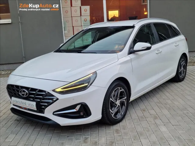 Hyundai i30 1.0 T-GDI Smart Kombi,ČR,1Maj — foto 1