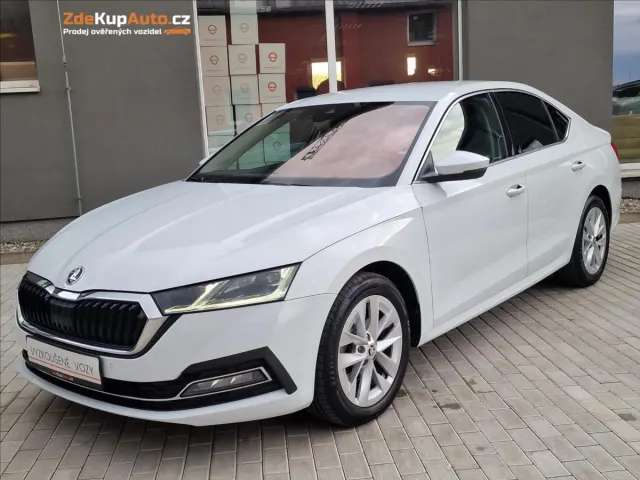 Škoda Octavia 2.0TDI Style, původ ČR,1.Maj. — foto 1