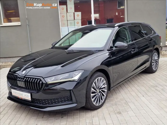 Škoda Superb 1.5 TSI DSG 110kW L&K Combi — foto 1