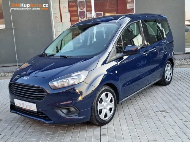 Ford Tourneo Courier 1.5TDCi 74kW Trend,ČR,1.Maj. — foto 1