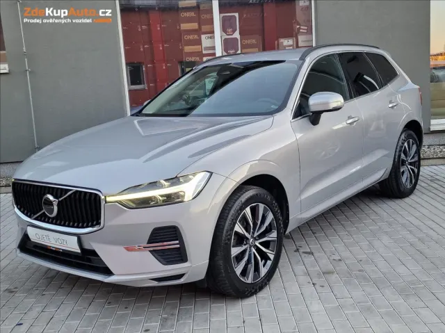 Volvo XC60 B5 AWD Momentum Pro,ČR,1.Maj. — foto 1