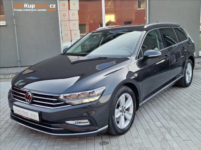Volkswagen Passat 2.0TDI 147kW 4MOTION DSG Eleg — foto 1