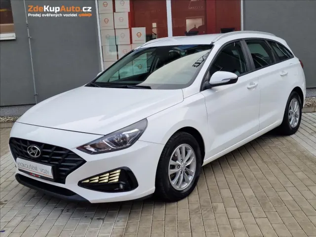 Hyundai i30 1.6 CRDi Comfort,ČR,1.Majitel — foto 1